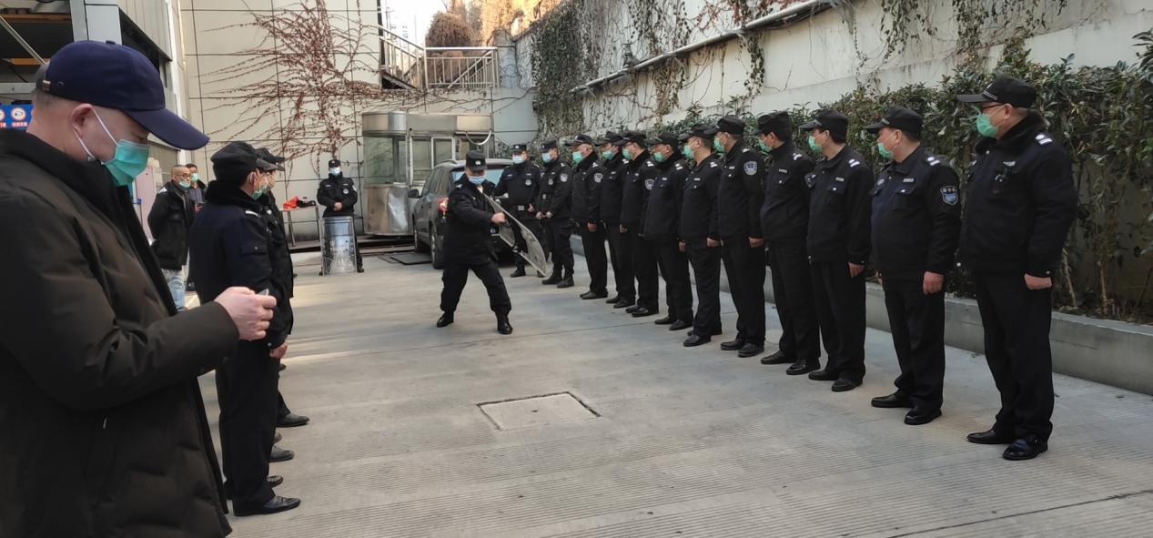 強(qiáng)化保安培訓(xùn)  筑牢安全保障-----潤州保安公司組織醫(yī)院保安開展專項培訓(xùn)
